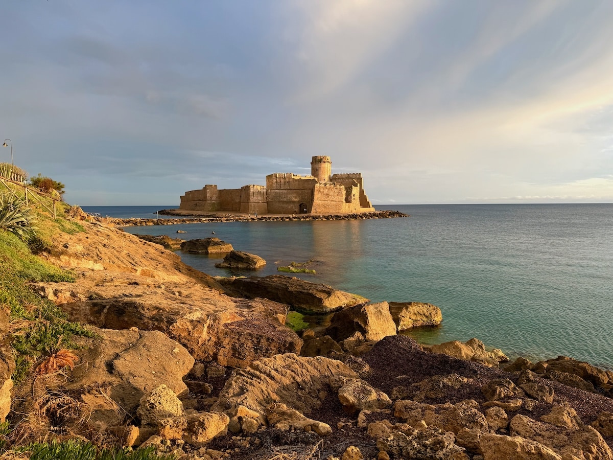Le Castella