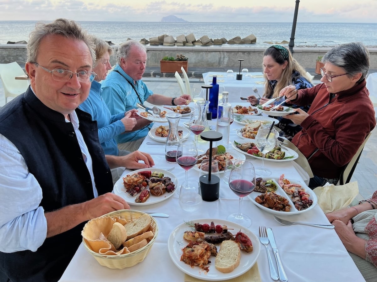 Evening Meal at Lingua Salina