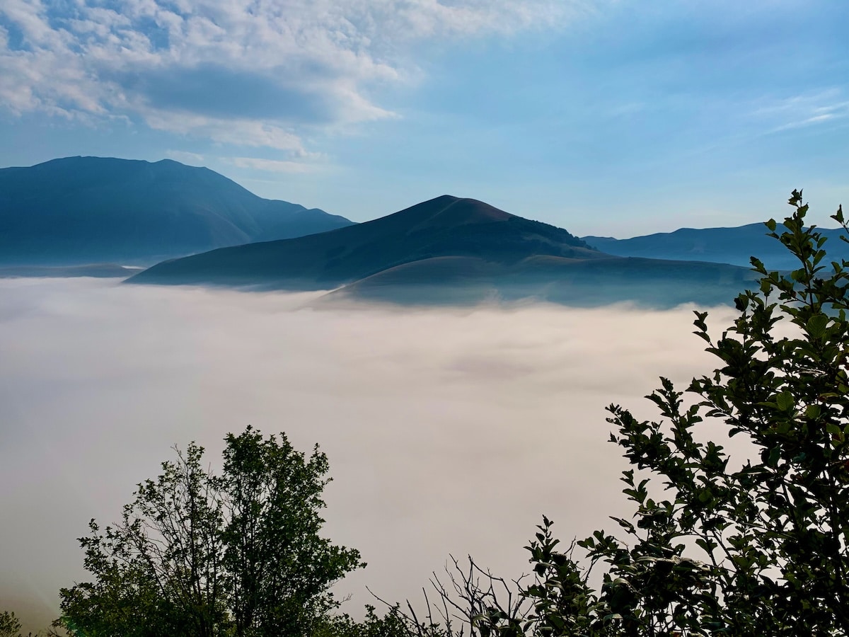 Mist Over the Pianura di Castelluccio